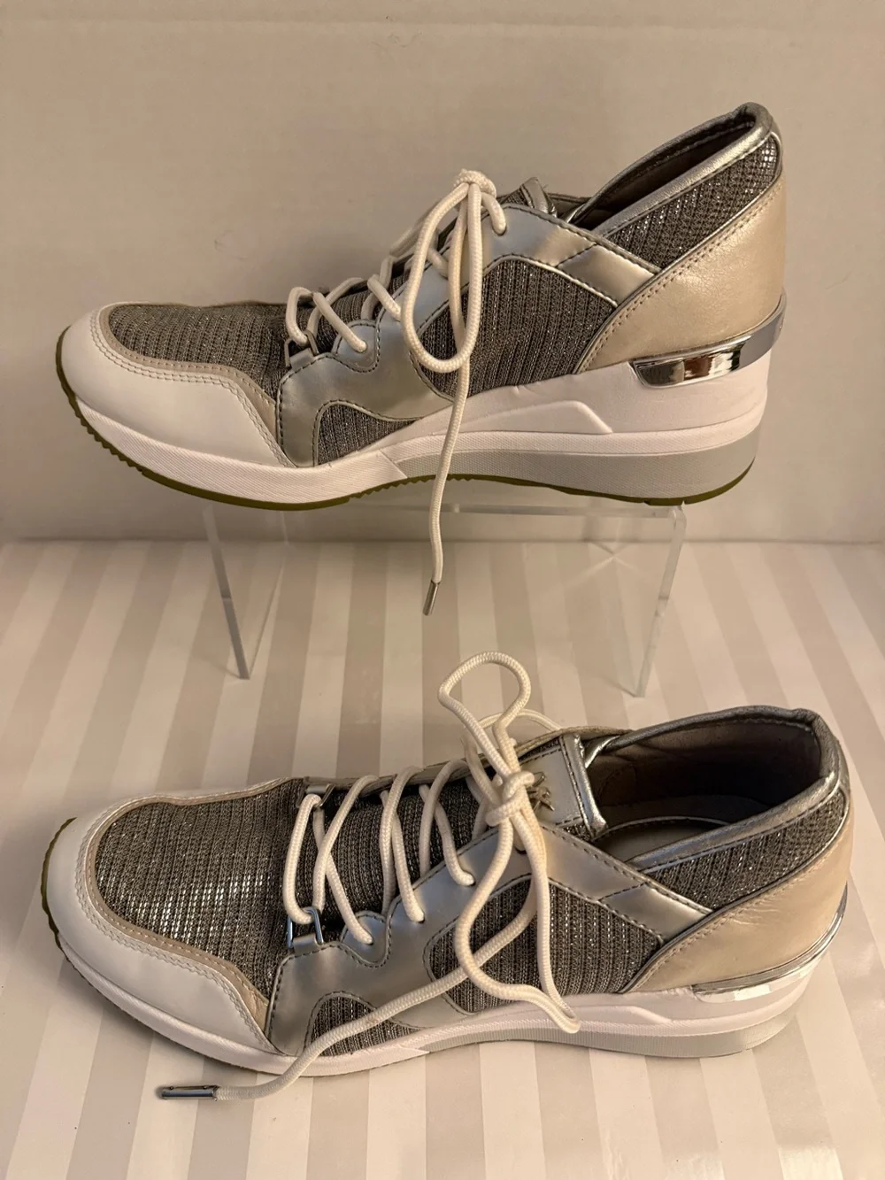 Michael Kors Liv Trainer Metallic Silver & White Sneakers Size 9